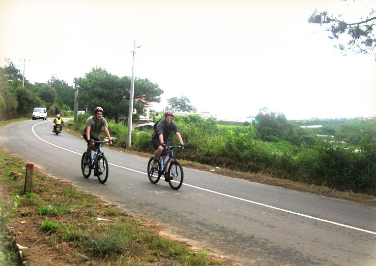 Dalat Mountain Bike Tour